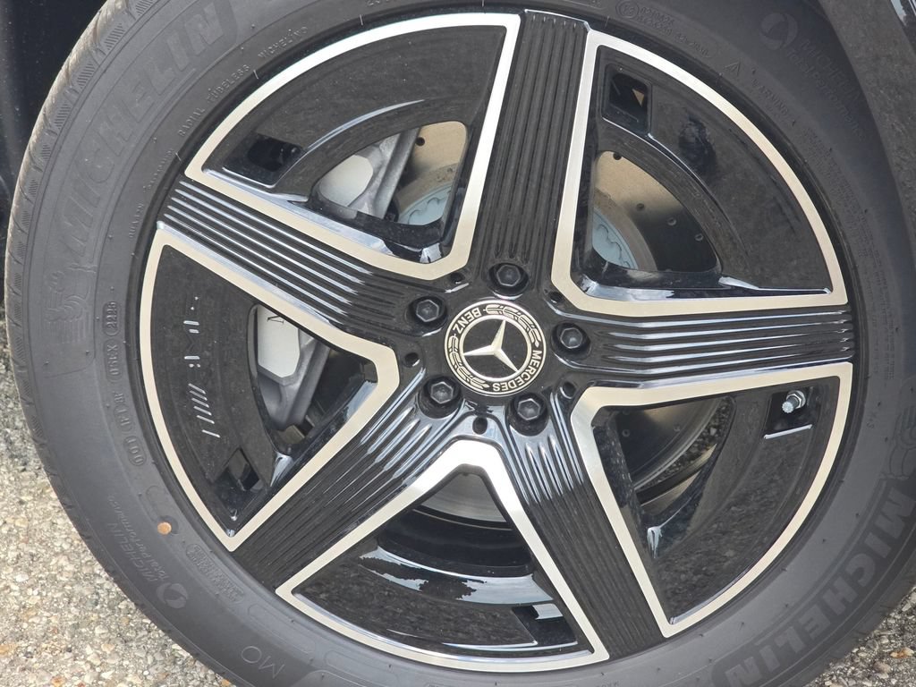 New 2027 Mercedes-Benz GLC 300 4MATIC image 11