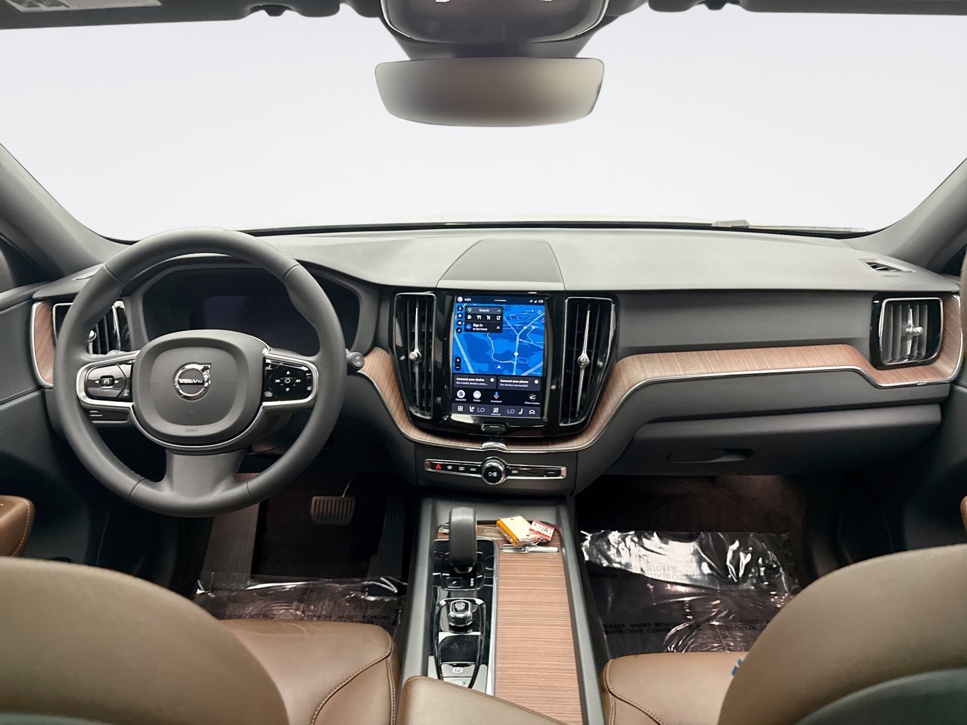Used 2023 Volvo XC60 B5 Plus w/ Climate Package AWD/4WD image 14