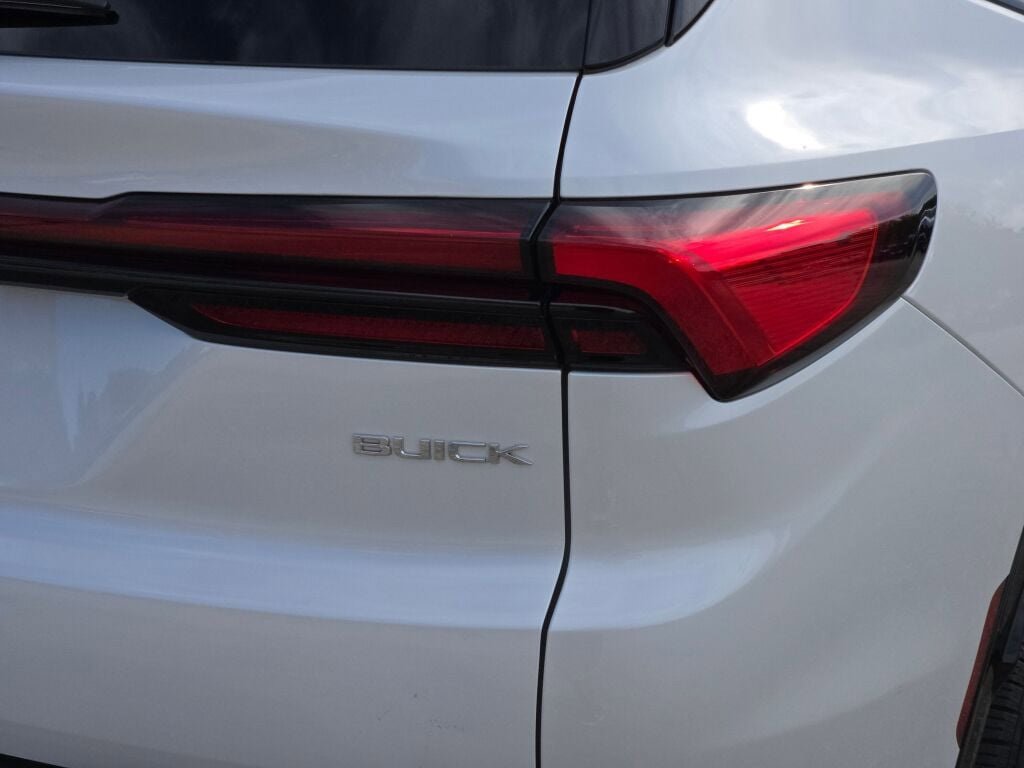 New 2025 Buick Enclave Sport Touring w/ Super Cruise Package image 14