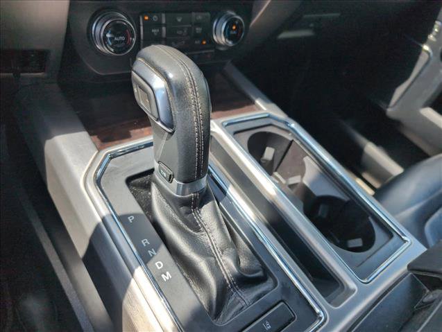 Used 2017 Ford F150 Platinum w/ Equipment Group 701A Luxury AWD/4WD image 14