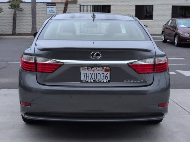 Used 2015 Lexus ES 300h w/ Navigation System Package FWD image 6