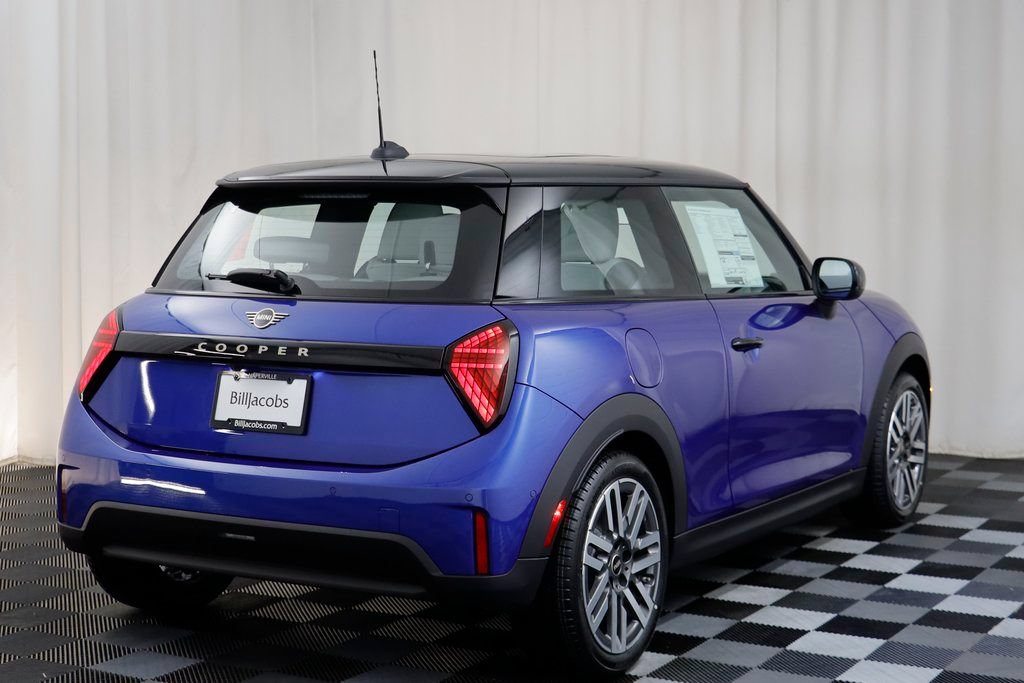 New 2026 MINI Cooper 2-Door Hardtop FWD image 17