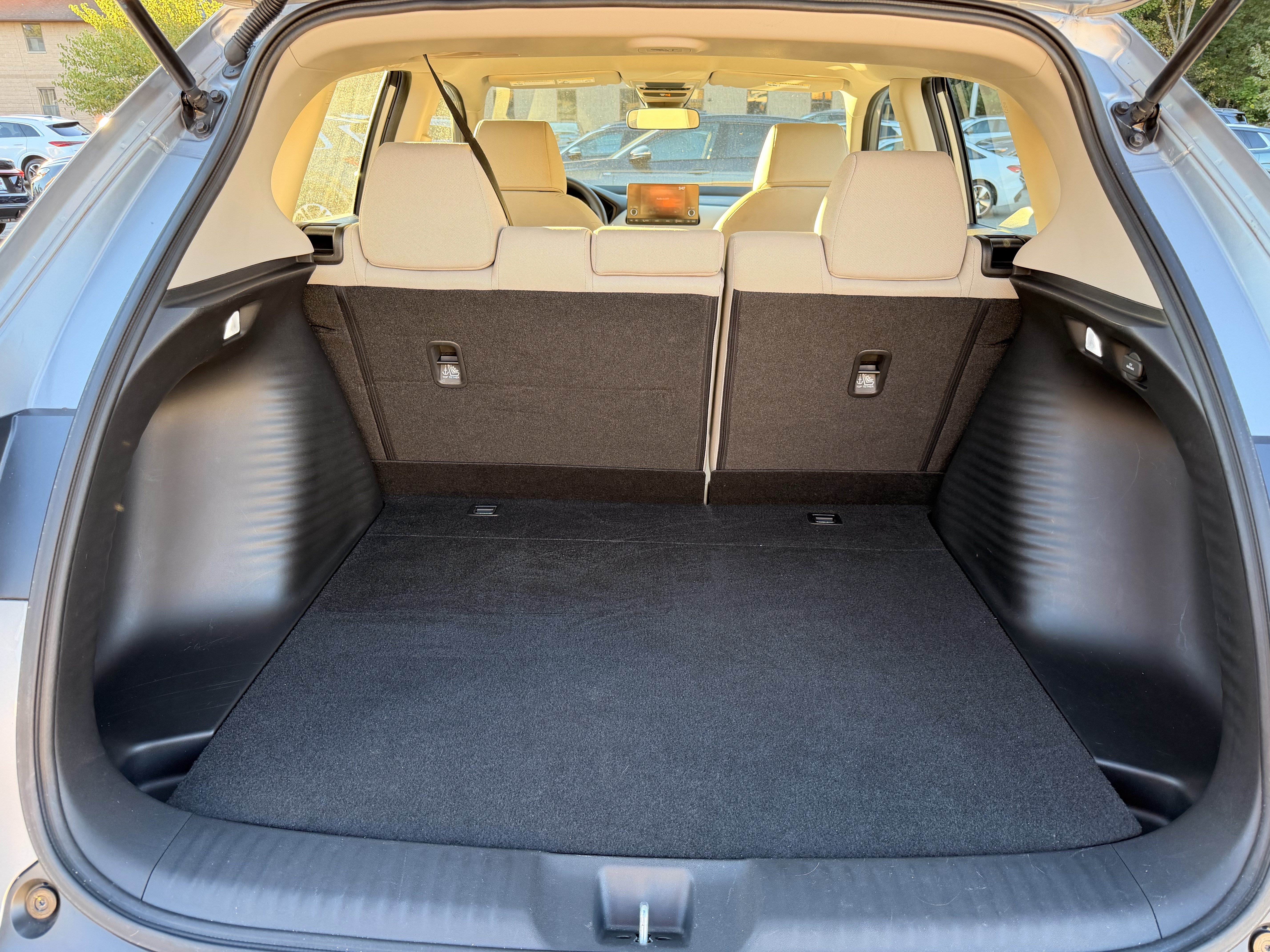 Certified 2023 Honda HR-V LX image 31