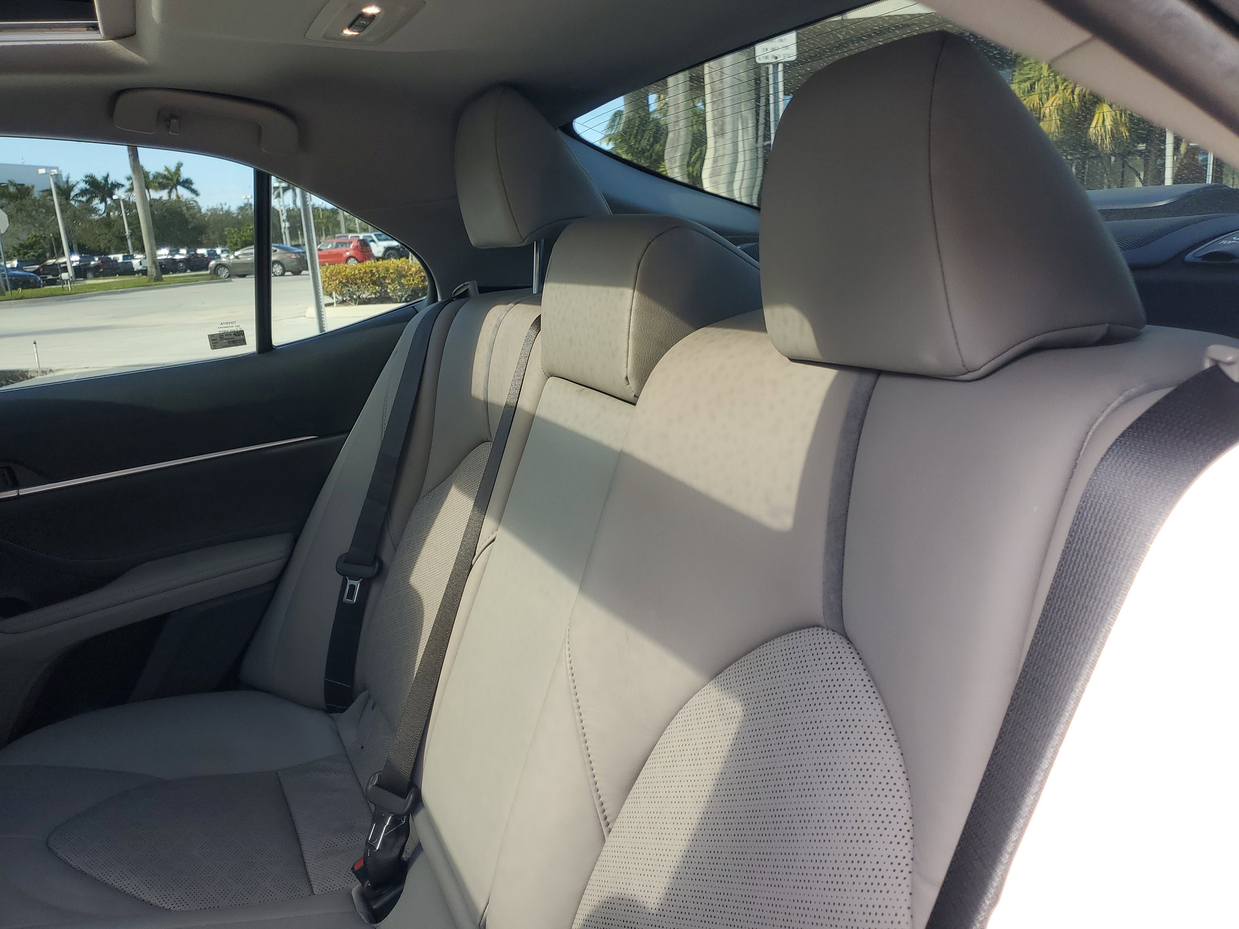 Used 2018 Toyota Camry XSE w/ Driver Assist Package image 16