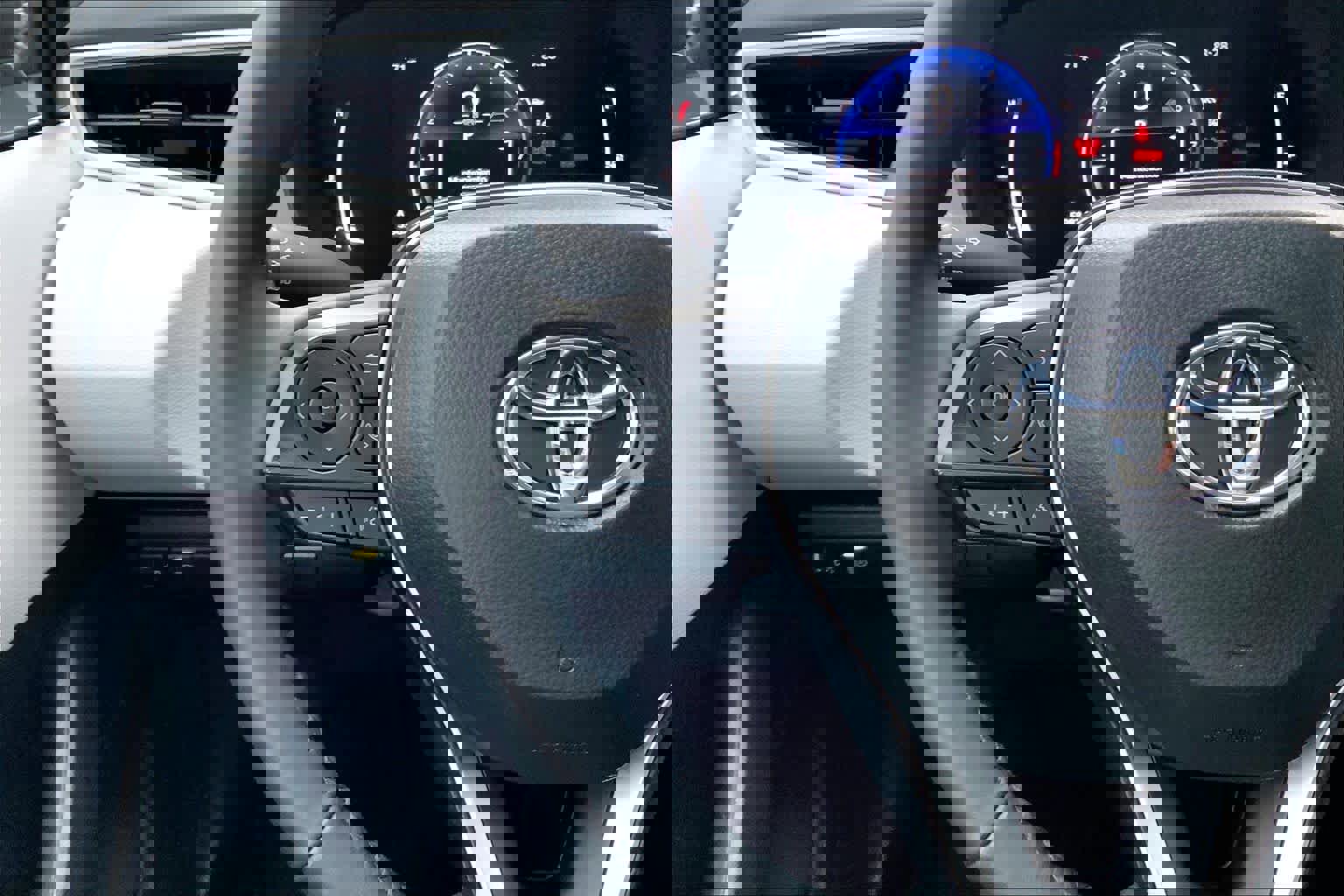 Used 2026 Toyota Corolla SE image 23