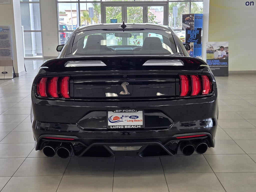 Used 2020 Ford Mustang Shelby GT500 w/ Technology Package RWD image 5