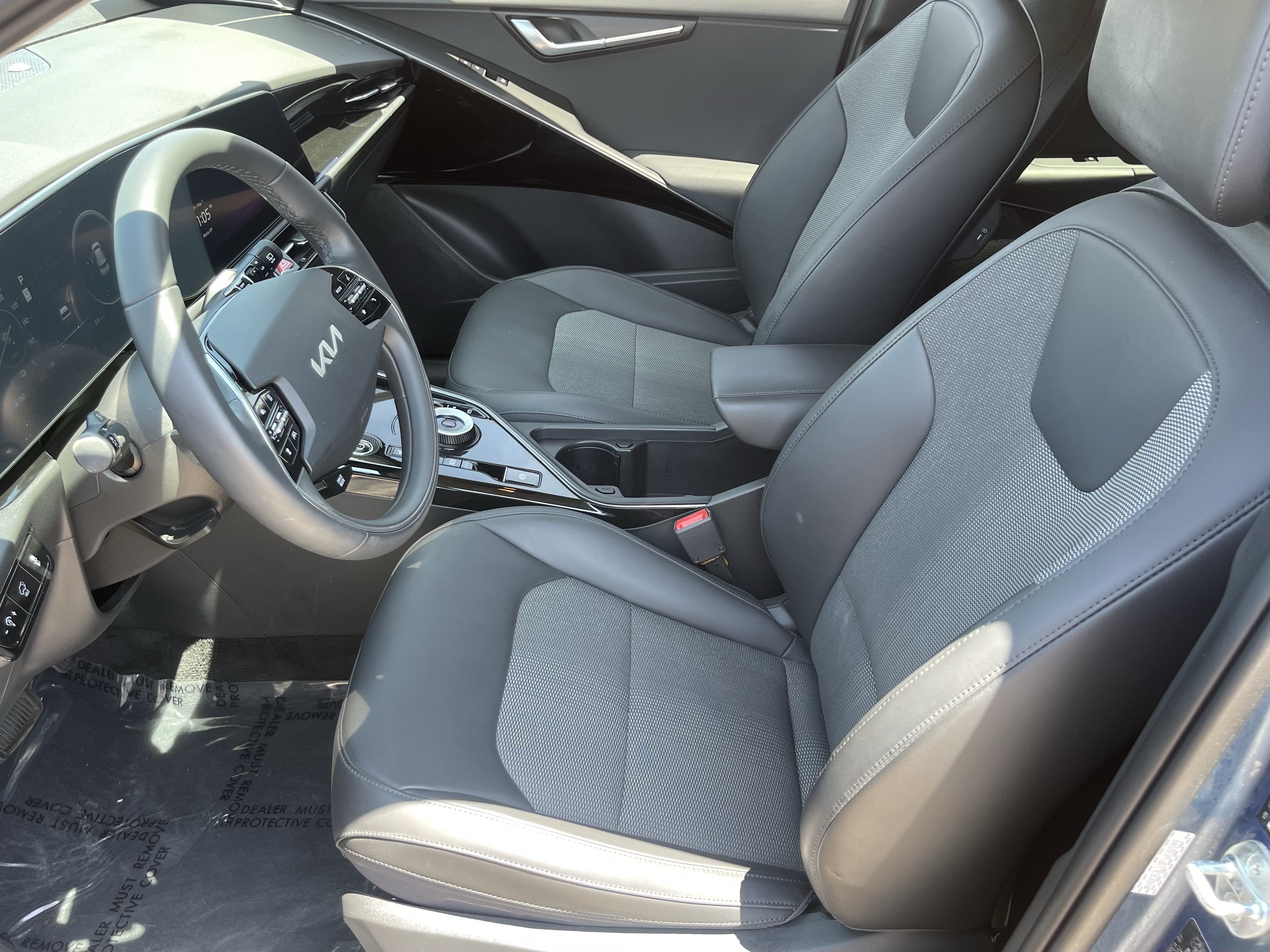 Certified 2023 Kia Niro Wind FWD image 18