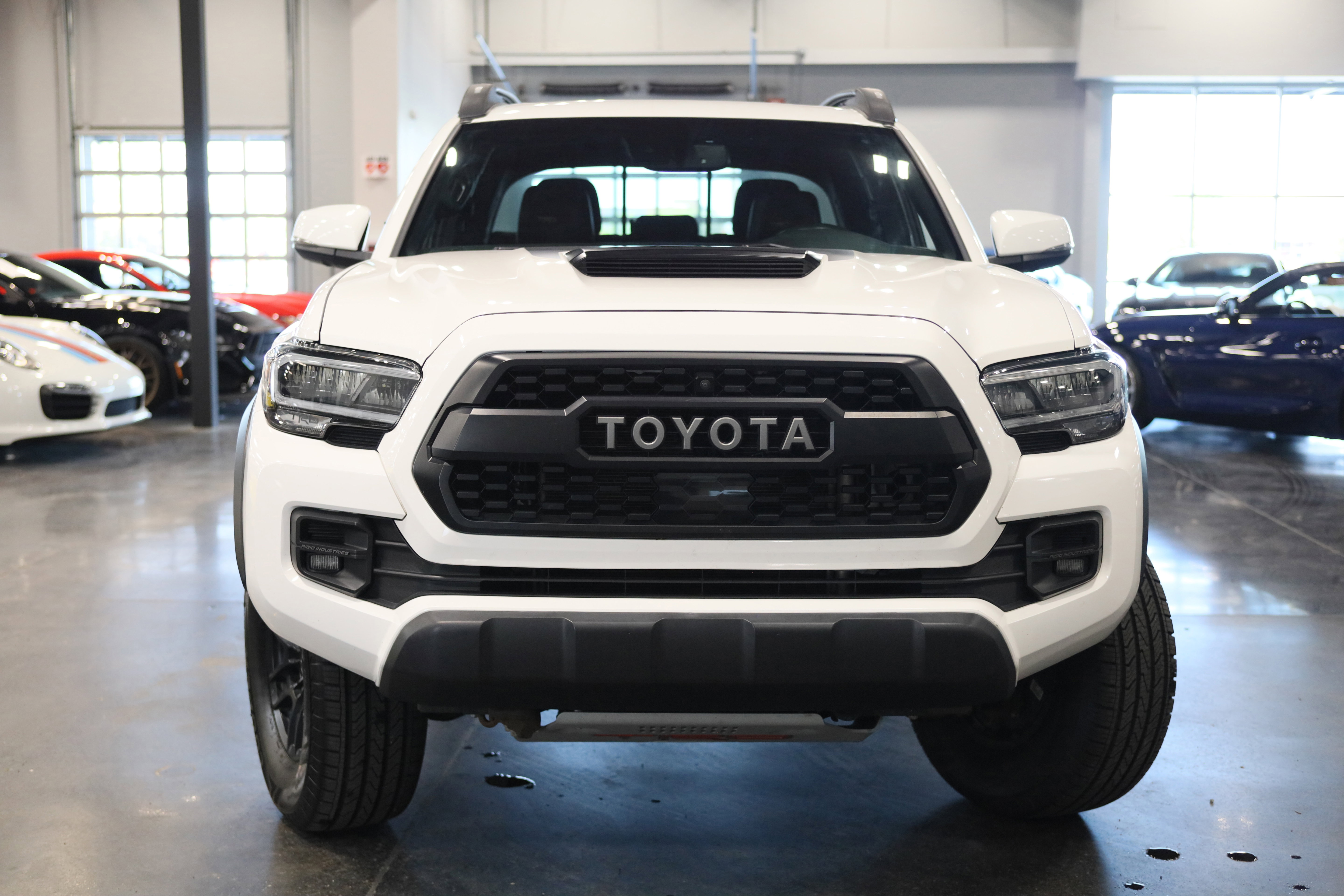 Used 2021 Toyota Tacoma TRD Pro AWD/4WD image 2