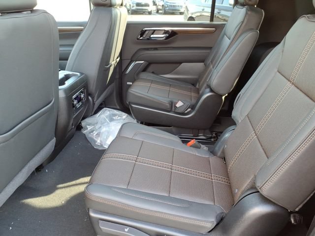 New 2026 Chevrolet Suburban High Country AWD/4WD image 8