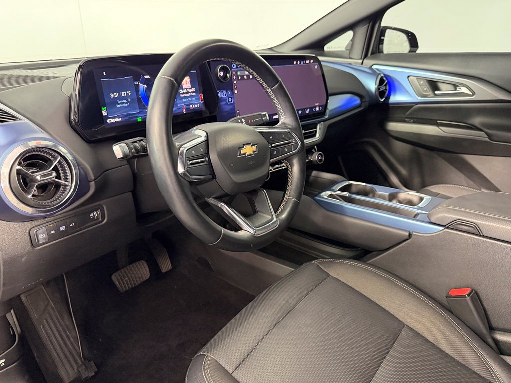 Used 2024 Chevrolet Equinox EV LT FWD image 15