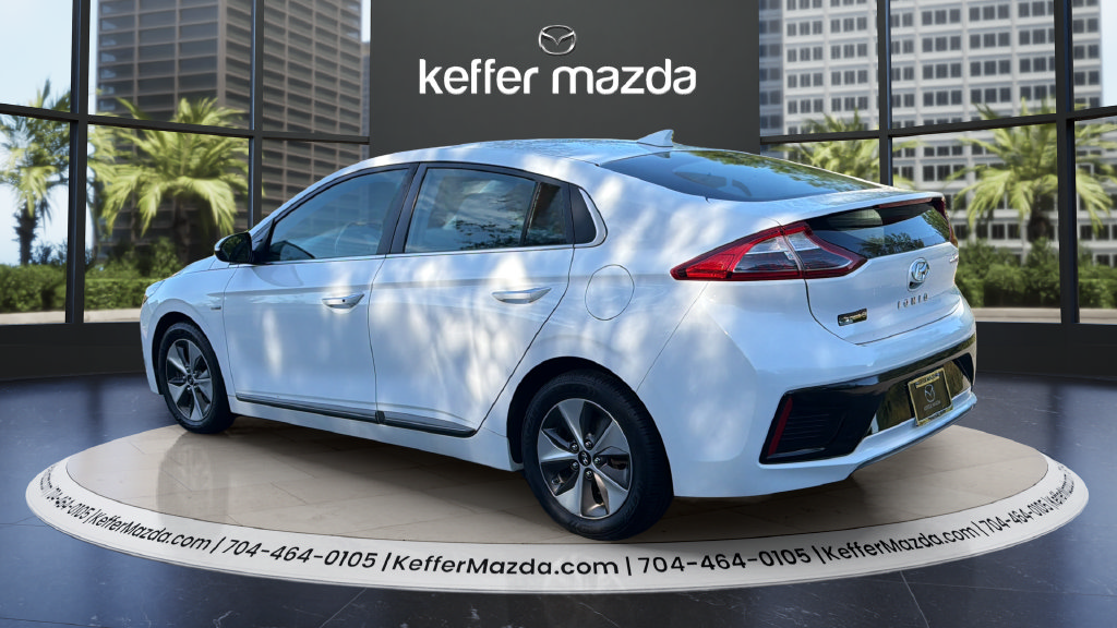 Used 2019 Hyundai Ioniq Limited FWD image 5