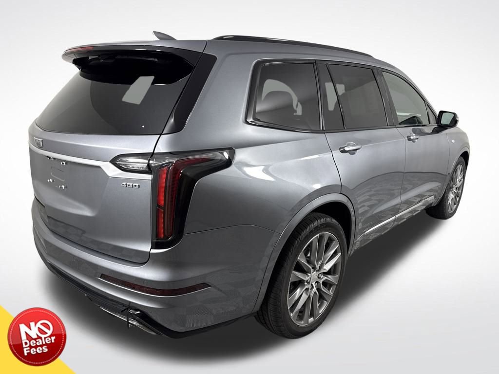 Used 2021 Cadillac XT6 Sport image 3