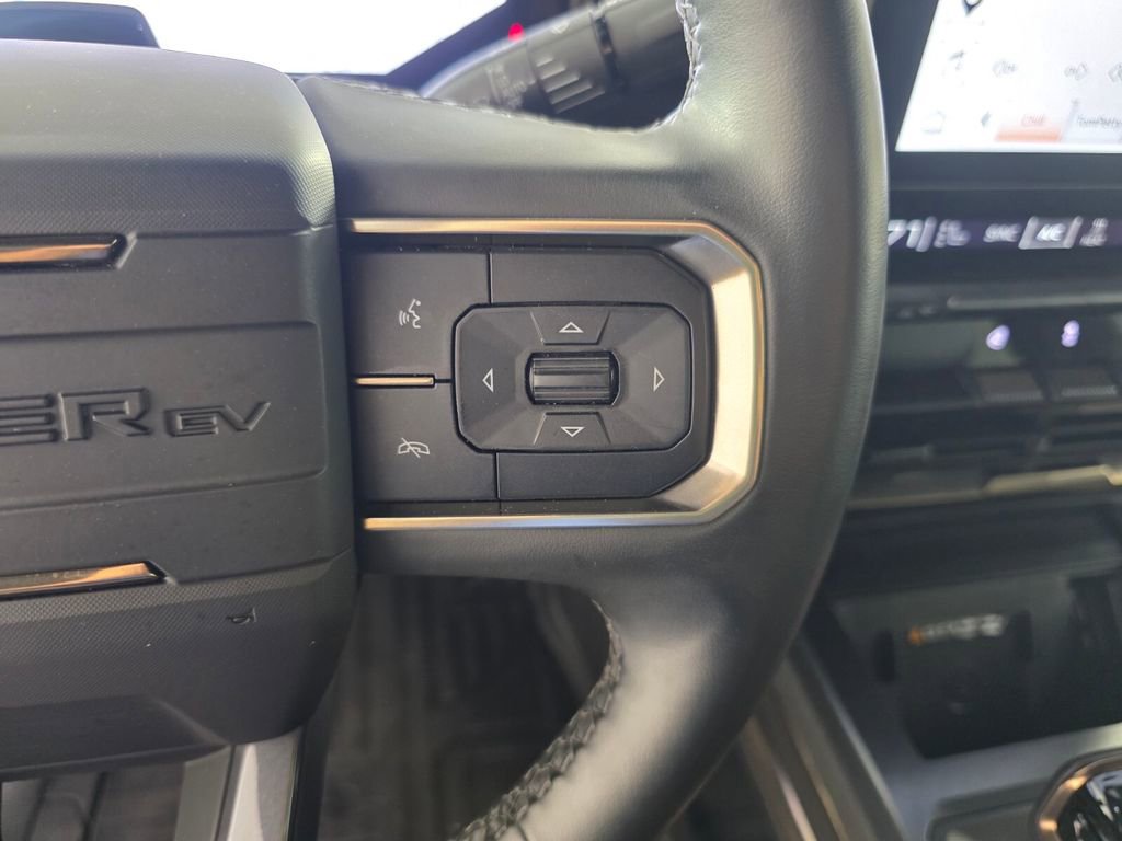 Used 2025 GMC Hummer EV 2X image 19