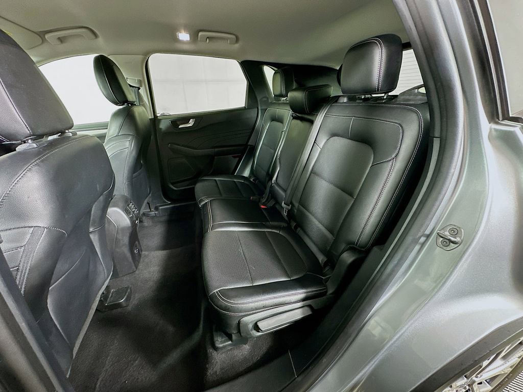 Used 2022 Ford Escape SEL FWD image 28