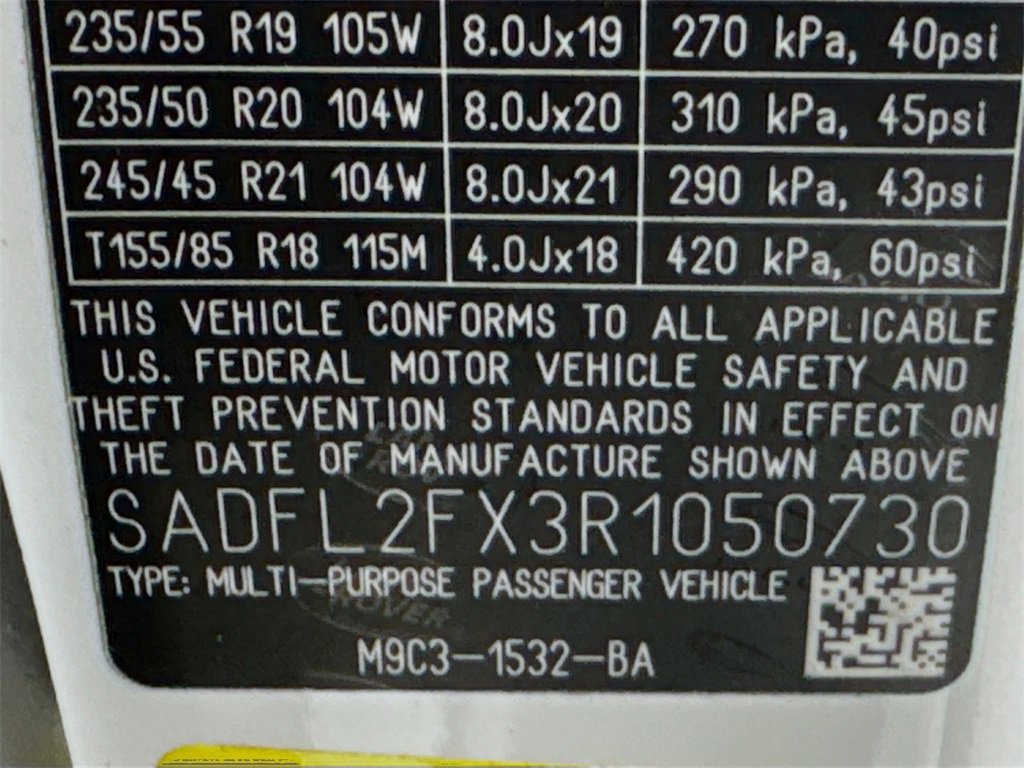 New 2024 Jaguar E-PACE R-Dynamic SE image 32