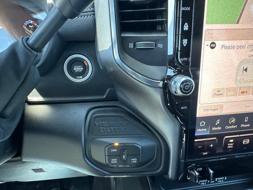 New 2026 RAM 2500 Laramie AWD/4WD image 29