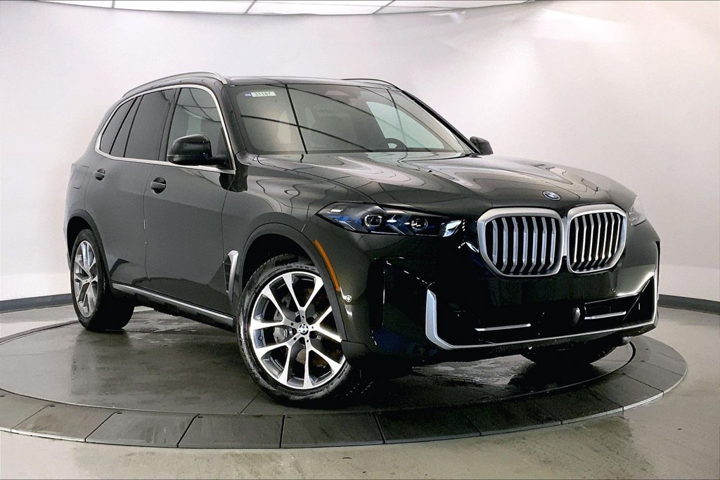 New 2026 BMW X5 xDrive50e w/ Climate Comfort Package