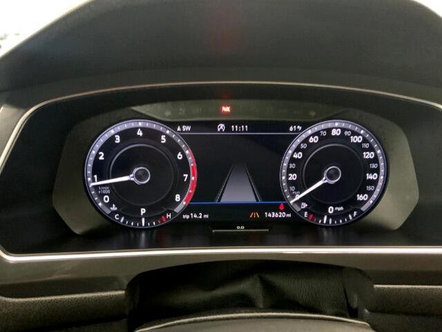 Used 2019 Volkswagen Tiguan SEL Premium image 25