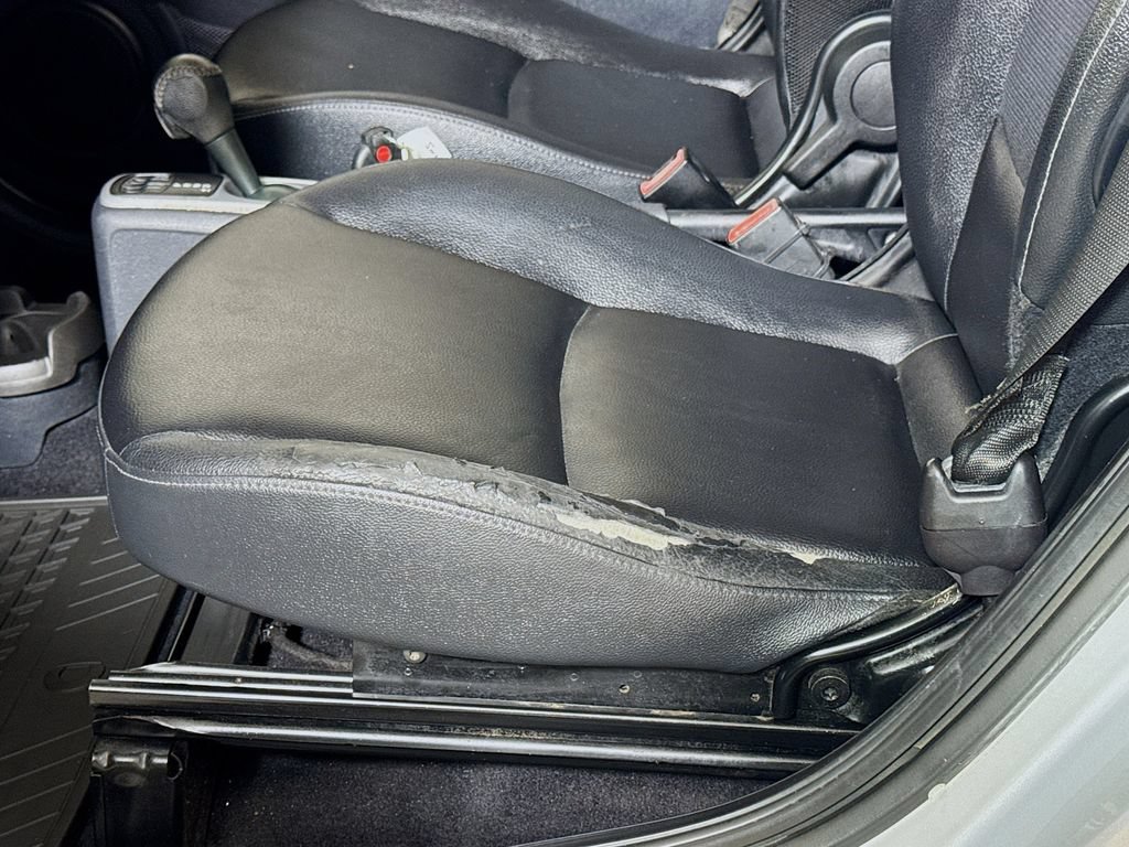 Used 2014 smart fortwo pure RWD image 15