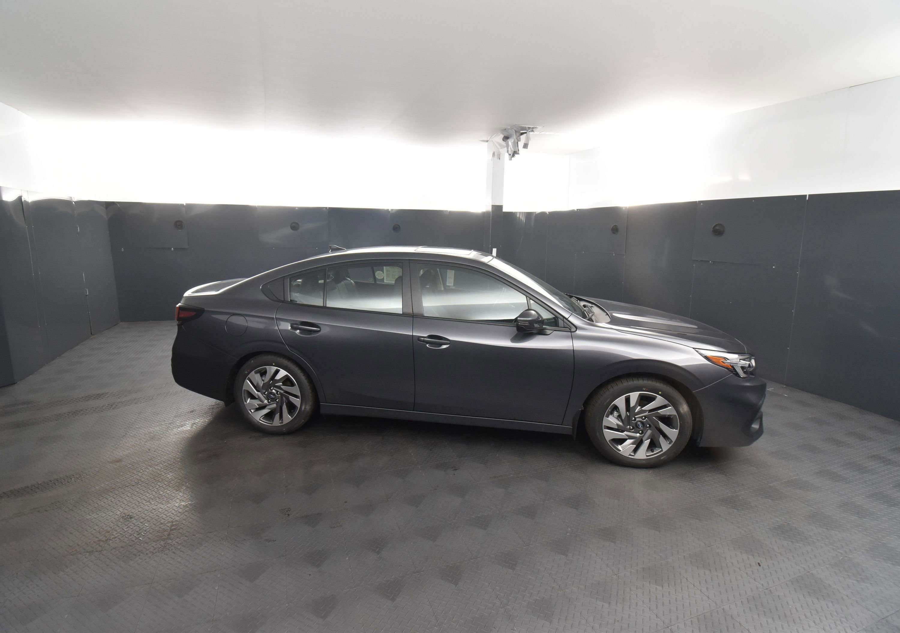 Used 2025 Subaru Legacy Limited image 3