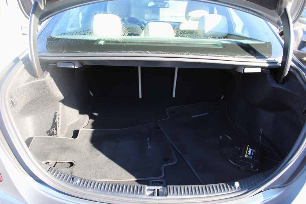 Used 2018 Mercedes-Benz C 300 Sedan image 7