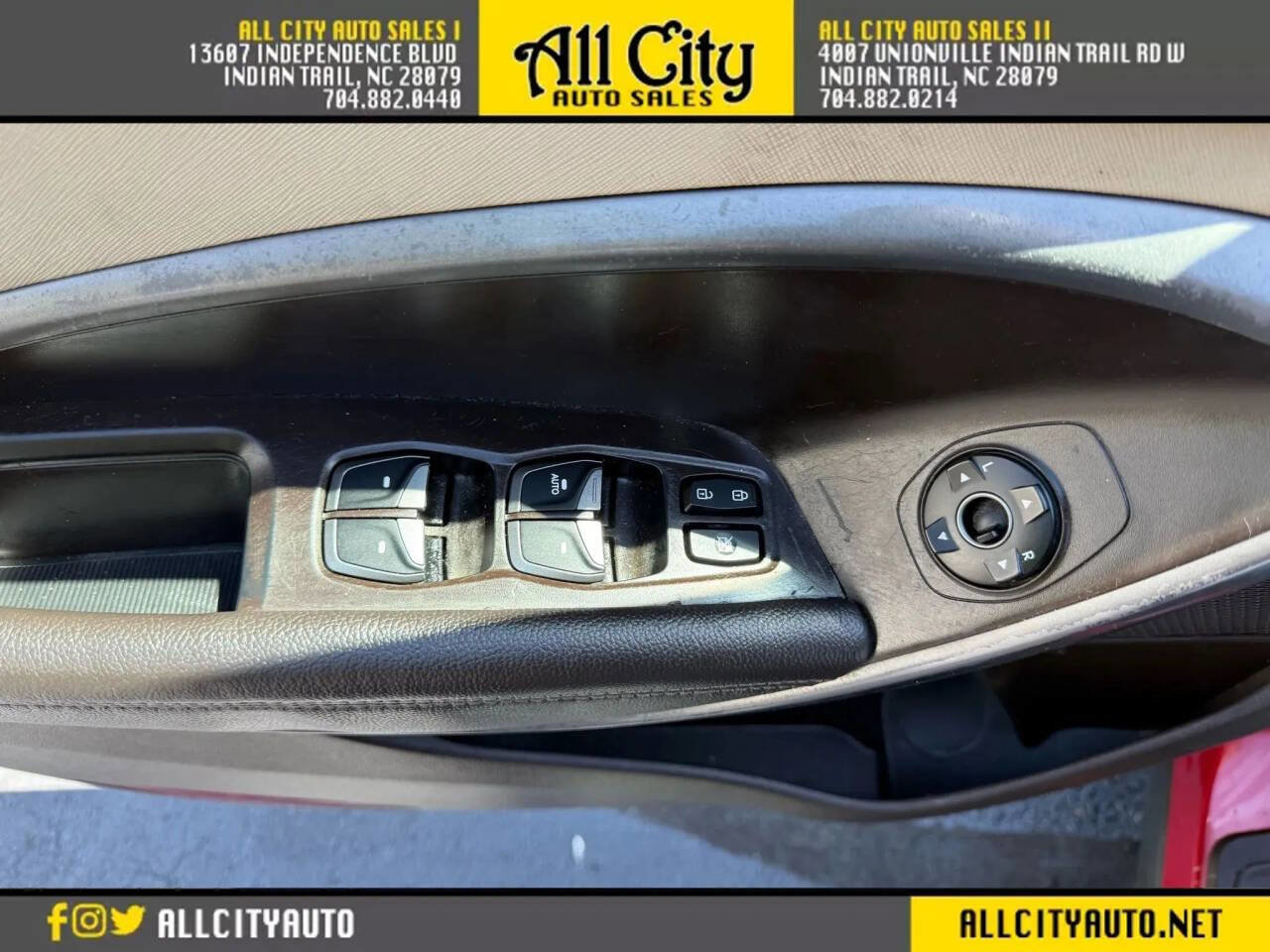 Used 2018 Hyundai Santa Fe Sport w/ 2.4L Value Package 02 image 24