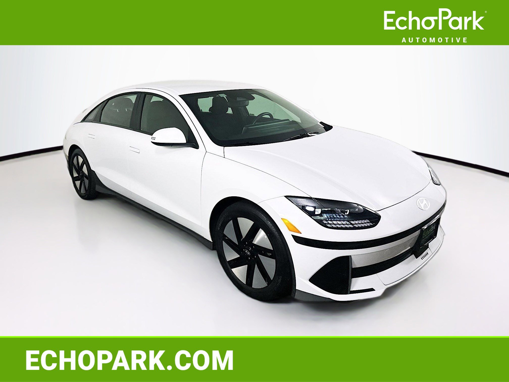 Used 2024 Hyundai Ioniq 6 SE RWD image 1