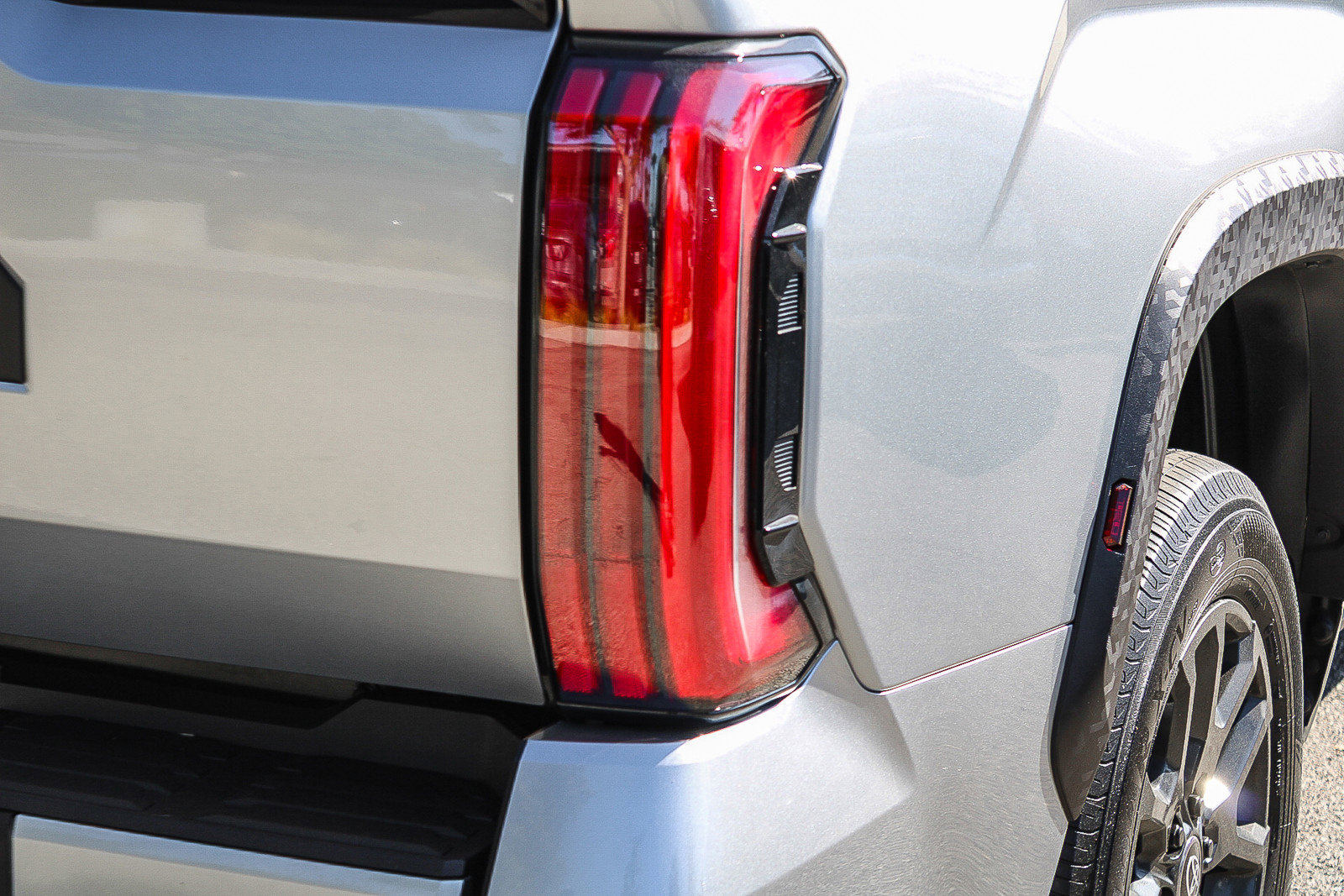 Used 2025 Toyota Tundra Platinum image 7