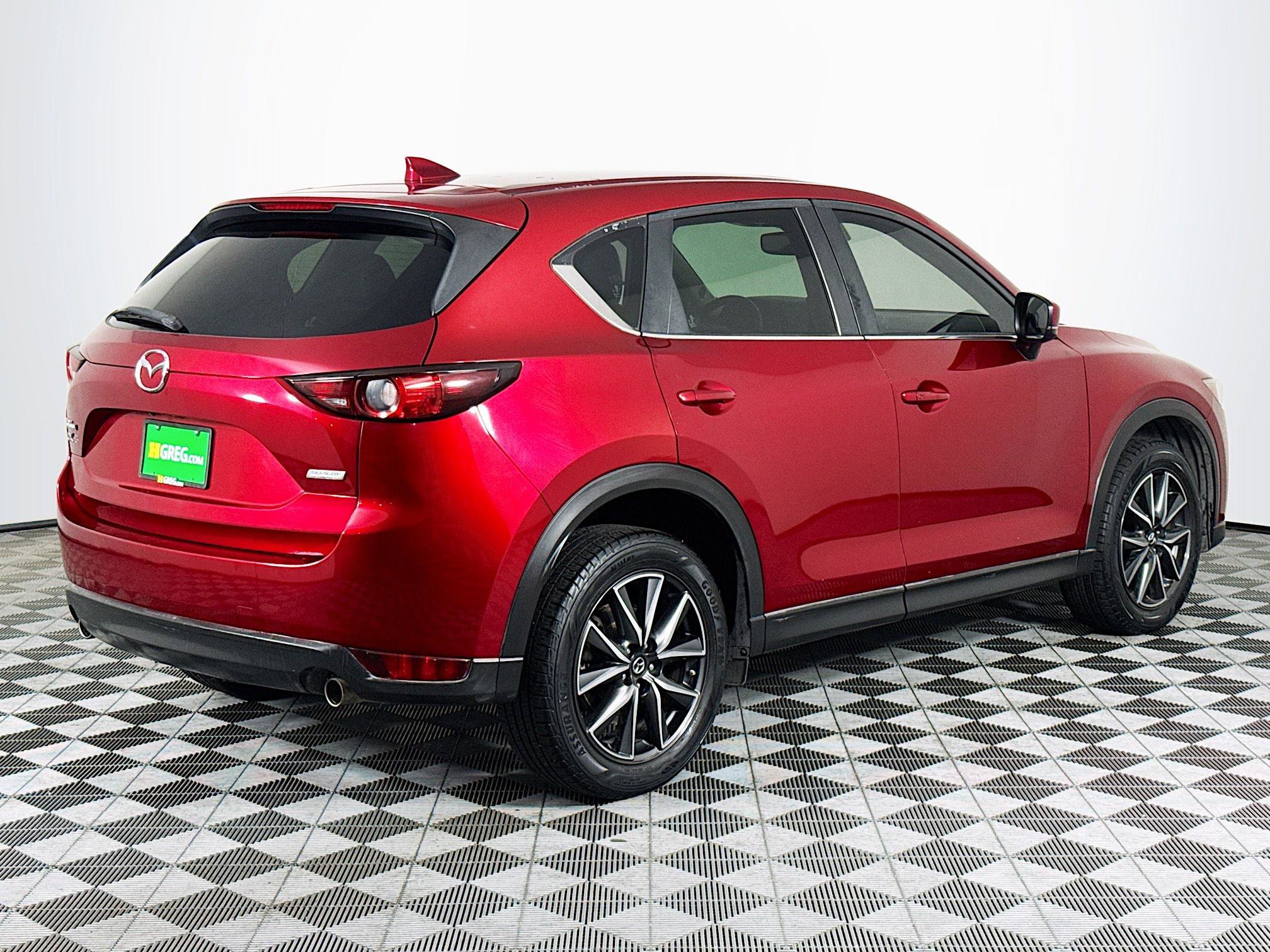 Used 2018 MAZDA CX-5 Touring w/ Preferred Equipment Package FWD image 10