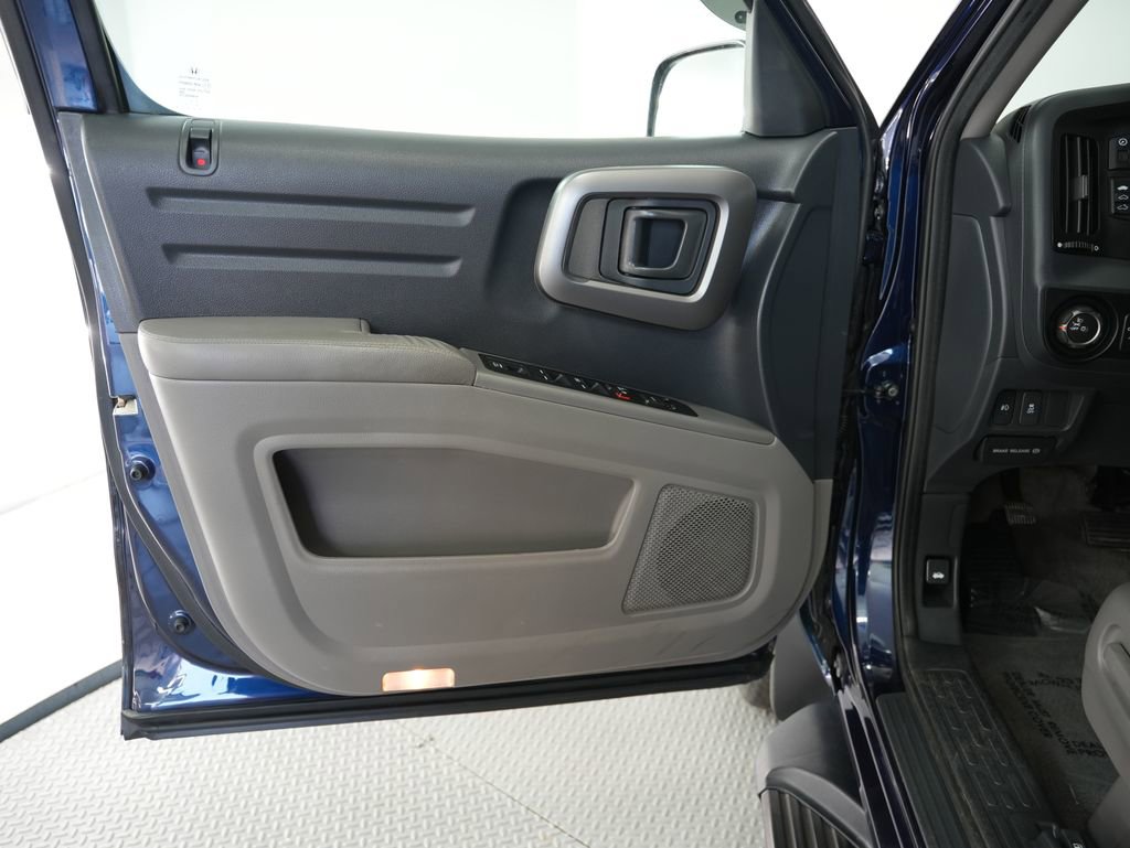 Used 2014 Honda Ridgeline RTL image 39
