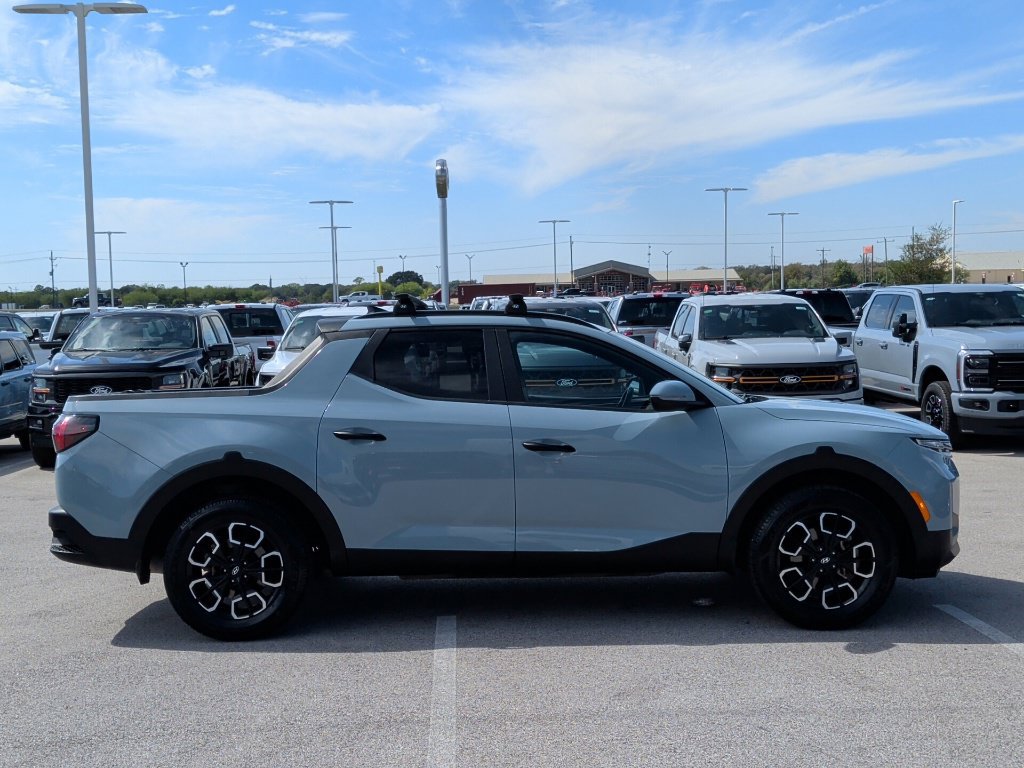 Used 2023 Hyundai Santa Cruz SEL w/ Activity Package FWD image 9