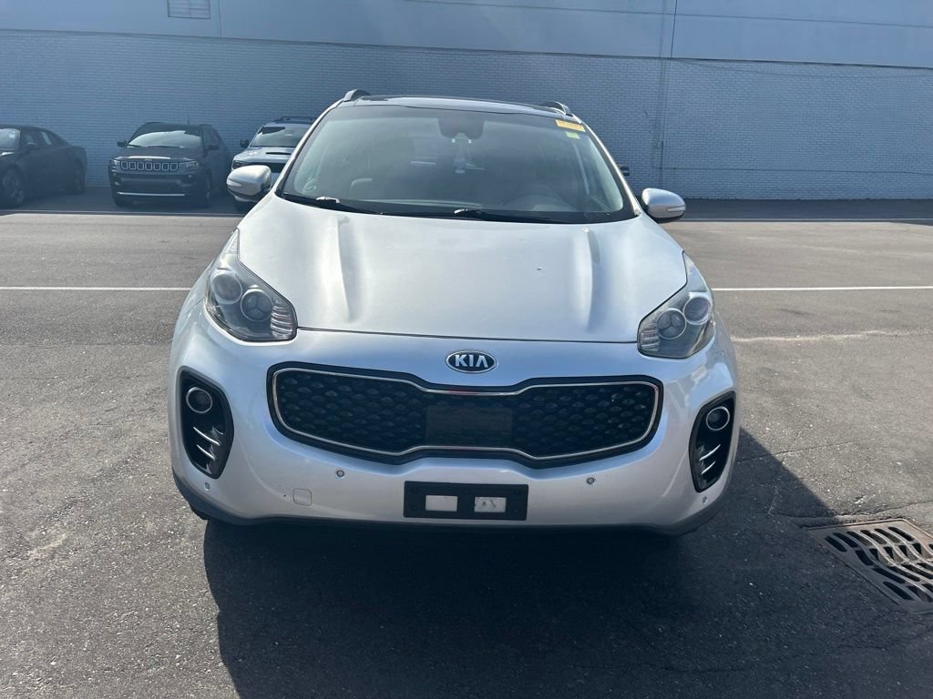 Used 2018 Kia Sportage EX w/ EX Technology Package AWD/4WD image 2