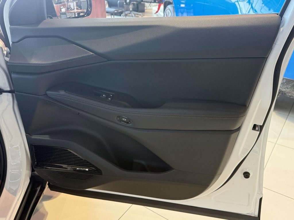 New 2026 Jeep Cherokee Overland image 7