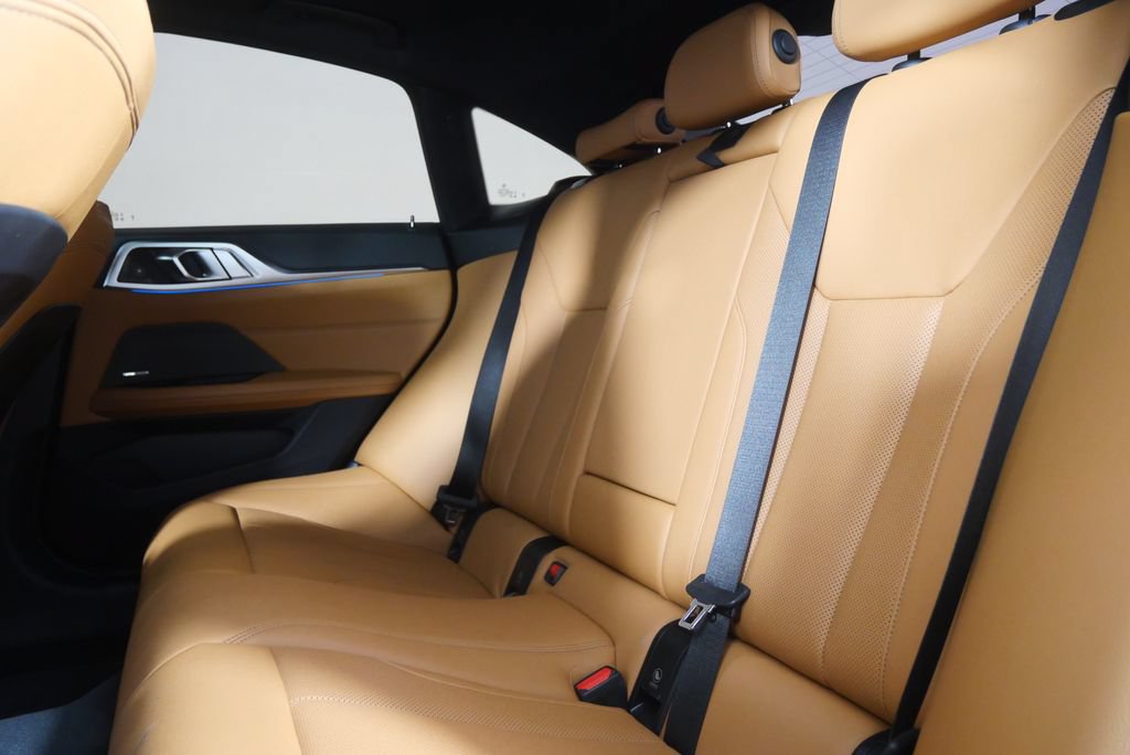 Used 2023 BMW i4 eDrive35 RWD image 15