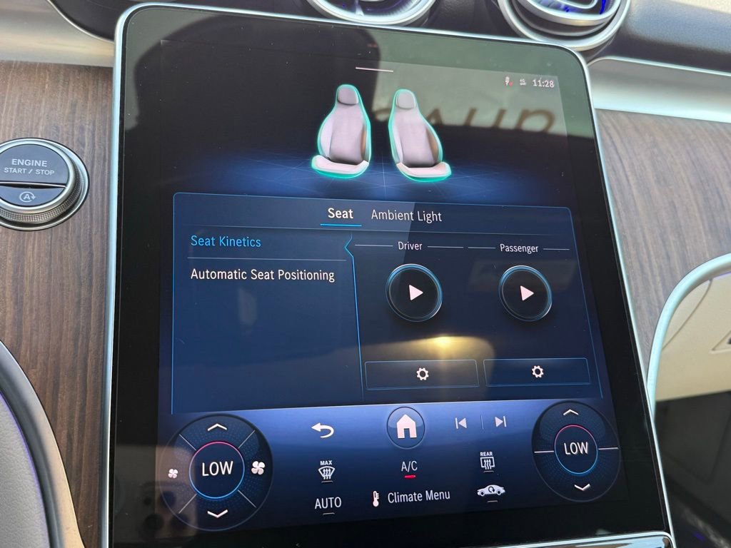 Used 2025 Mercedes-Benz C 300 Sedan image 21