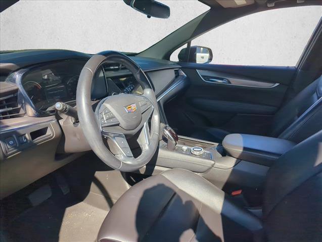 Used 2022 Cadillac XT5 Luxury image 5