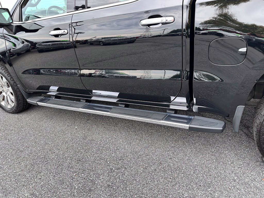 Used 2019 Chevrolet Silverado 1500 High Country w/ Technology Package AWD/4WD image 46