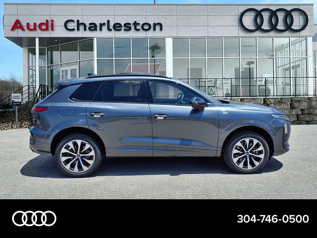 New 2026 Audi Q3 quattro 2.0T AWD/4WD image 2