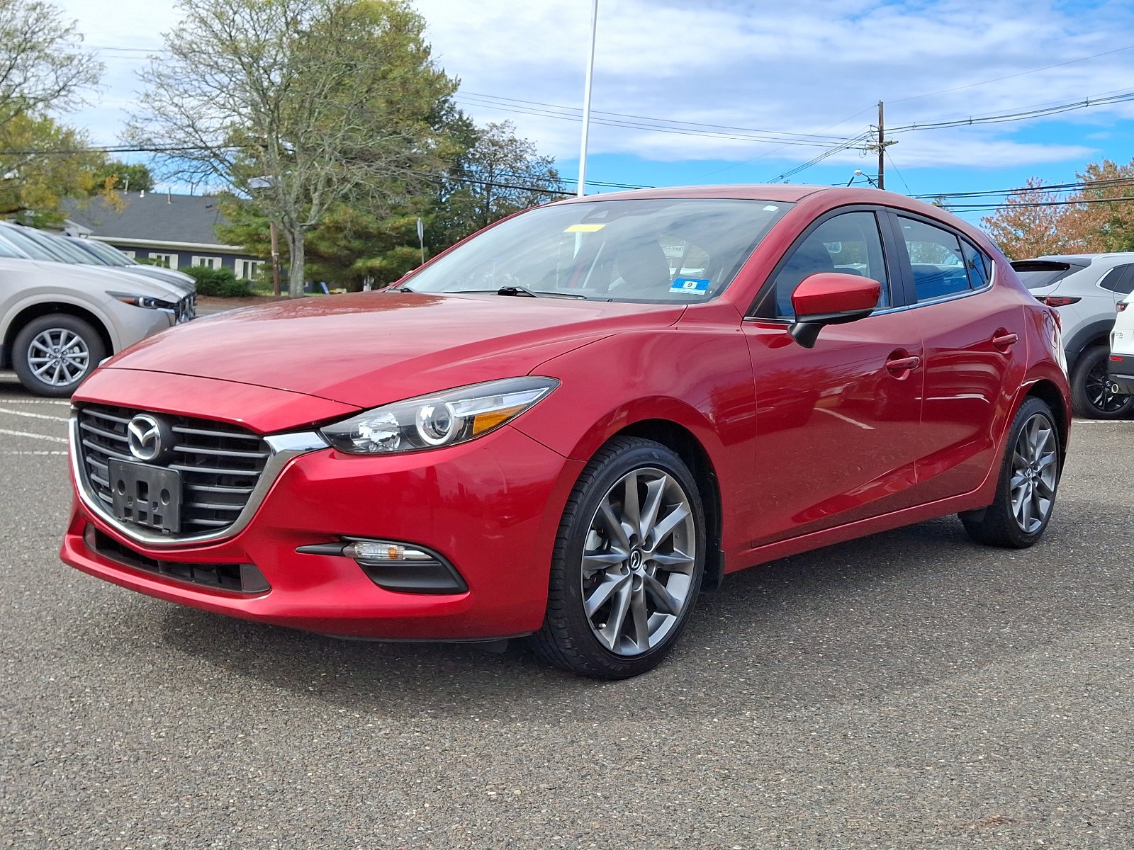 Used 2018 MAZDA MAZDA3 Touring image 3