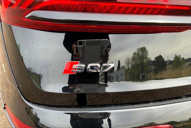 Used 2023 Audi SQ7 Premium Plus w/ Executive Package image 8