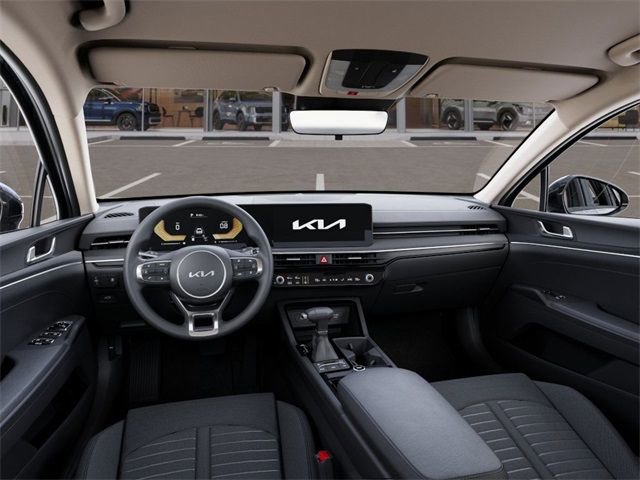 Used 2025 Kia K5 LXS image 14