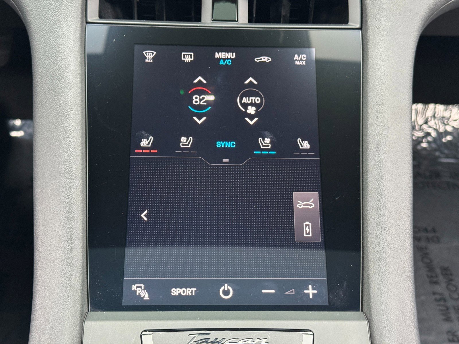 Used 2023 Porsche Taycan image 29