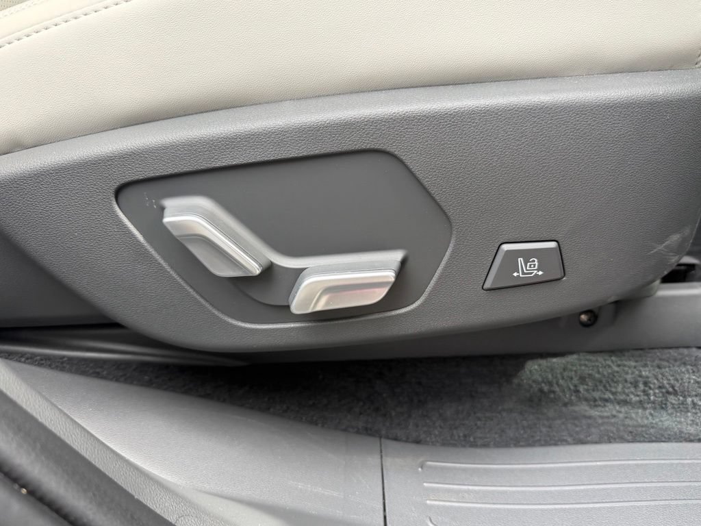 Certified 2025 Hyundai Santa Fe Calligraphy AWD/4WD image 23