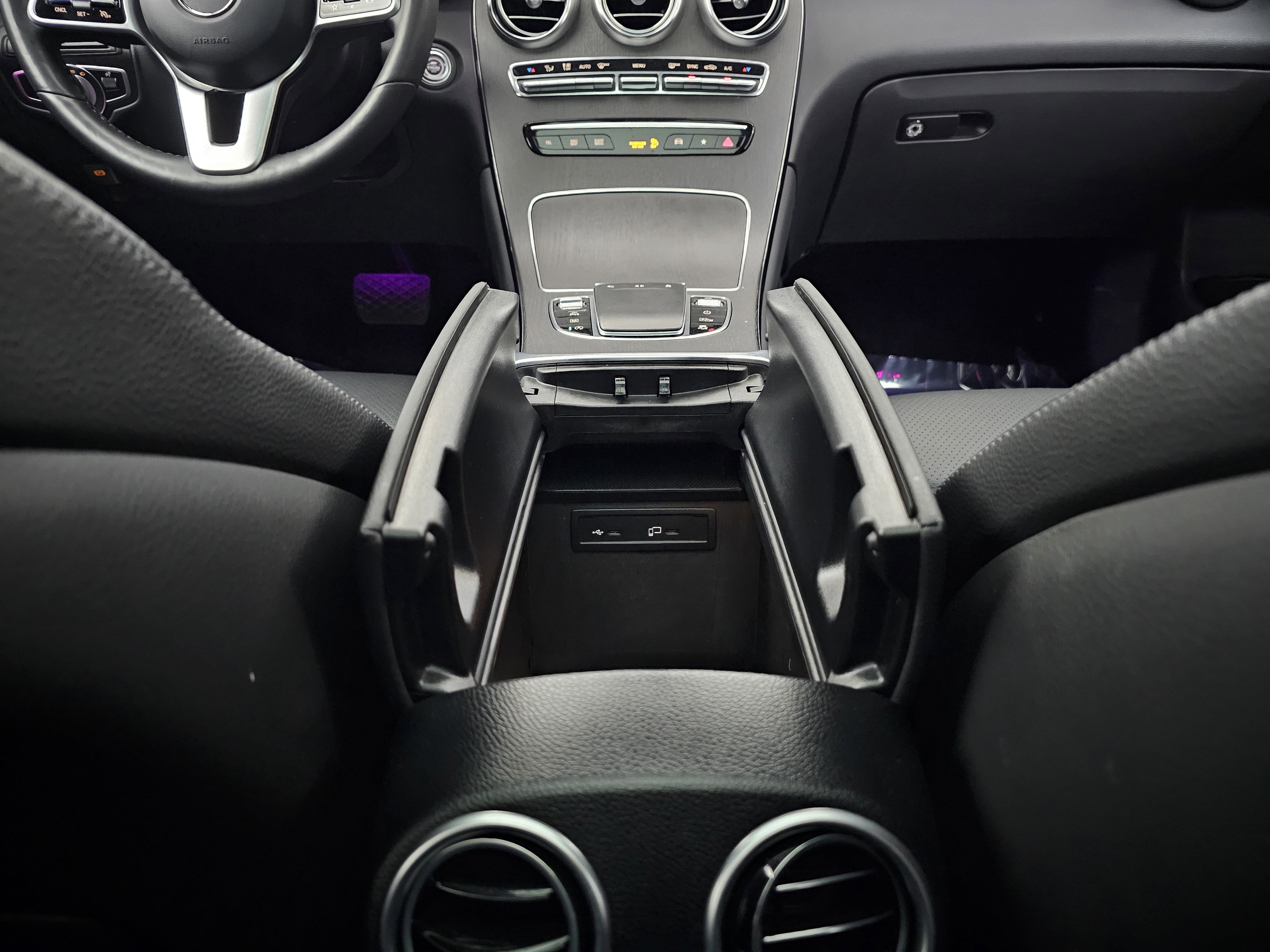 Certified 2022 Mercedes-Benz GLC 300 4MATIC image 35