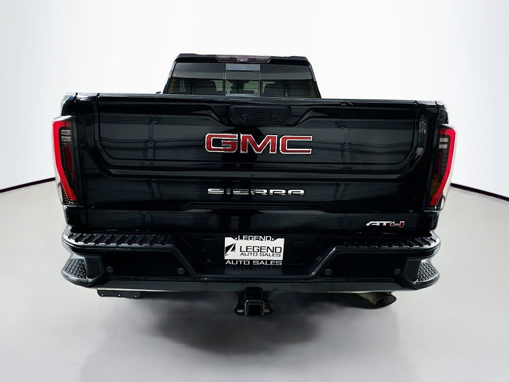 Used 2024 GMC Sierra 3500 AT4 w/ AT4 Premium Plus Package AWD/4WD image 7