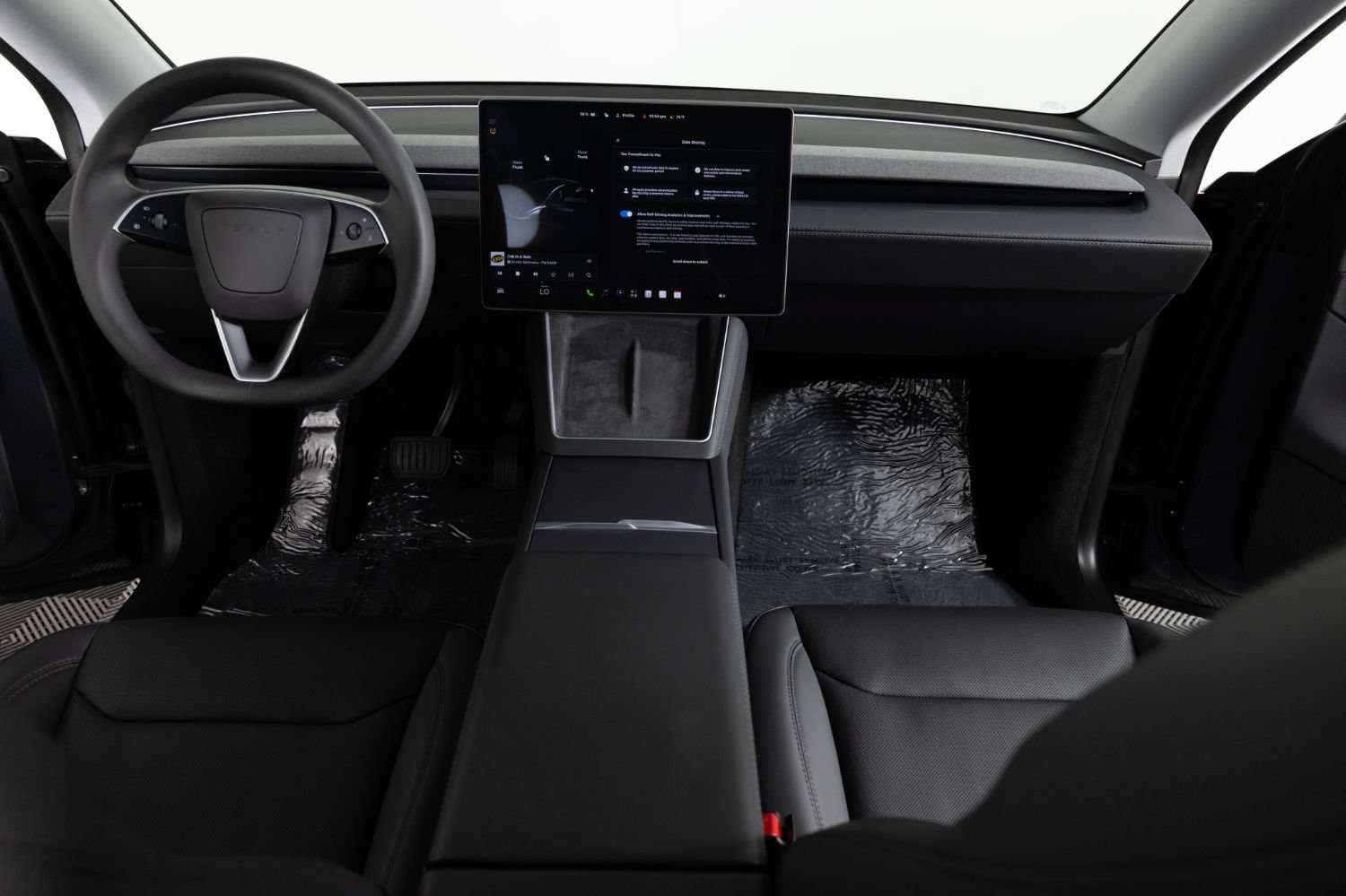 Used 2026 Tesla Model Y Long Range RWD image 35