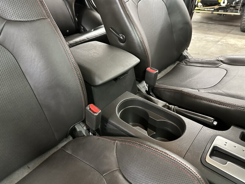 Used 2011 Nissan Xterra PRO-4X w/ Pro-4x Leather Pkg AWD/4WD image 30