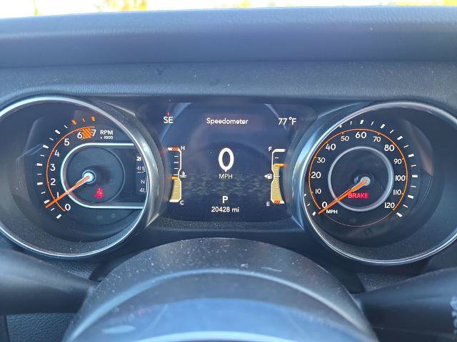Used 2023 Jeep Wrangler Unlimited Sahara AWD/4WD image 21