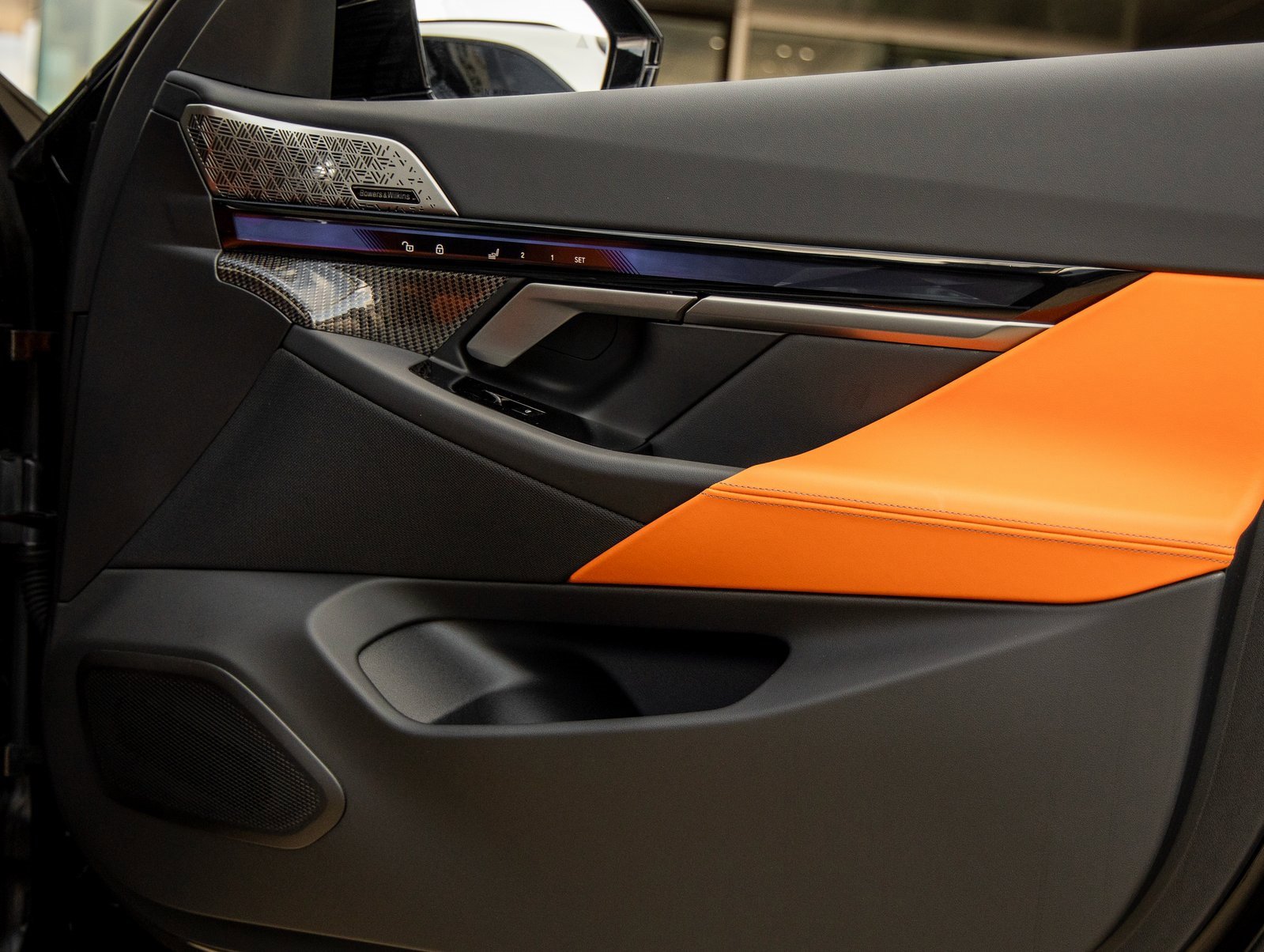 Used 2025 BMW M5 Touring image 40