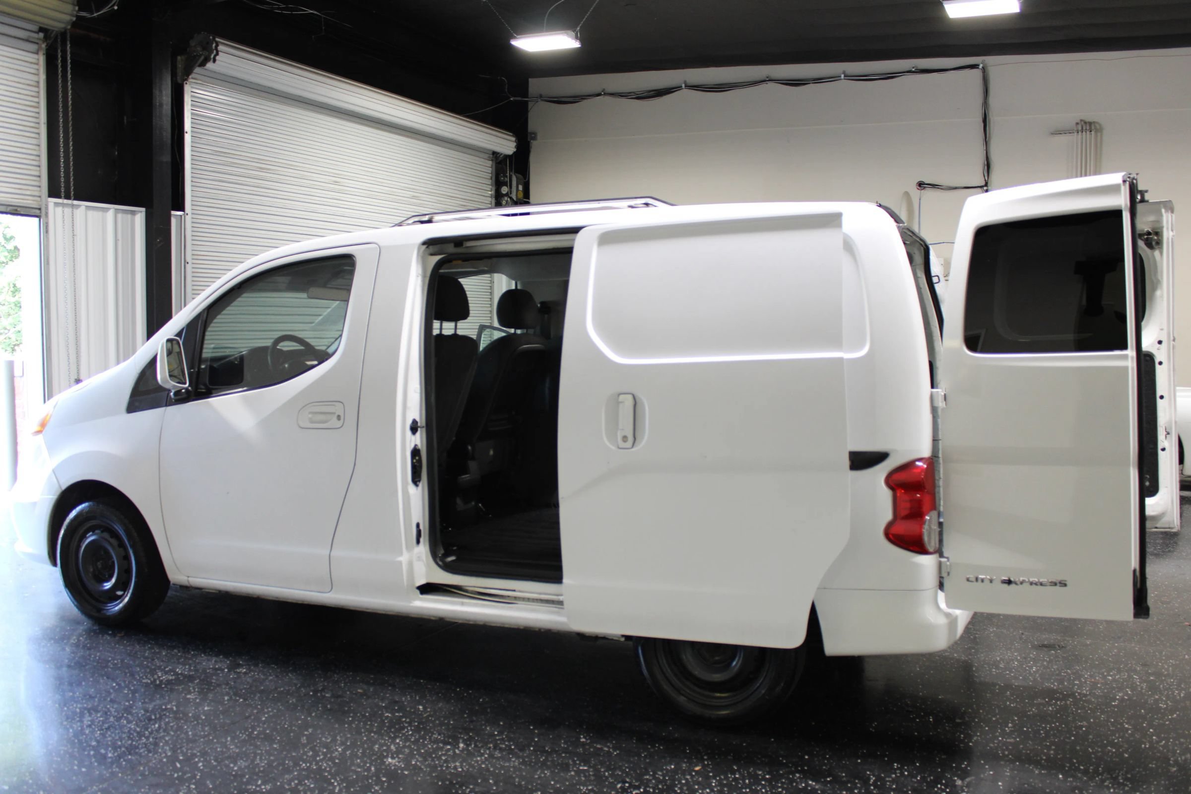 Used 2017 Chevrolet City Express LS w/ Appearance Package FWD image 24